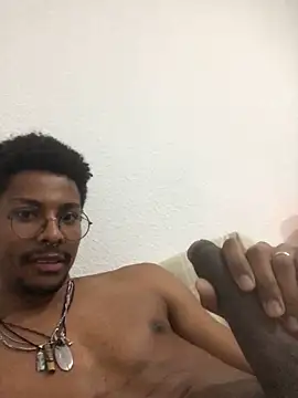Snapshot of Albert_Madrid chatting on 5, 12, 2025 Albert Madrid online show from 5, 12, 2025