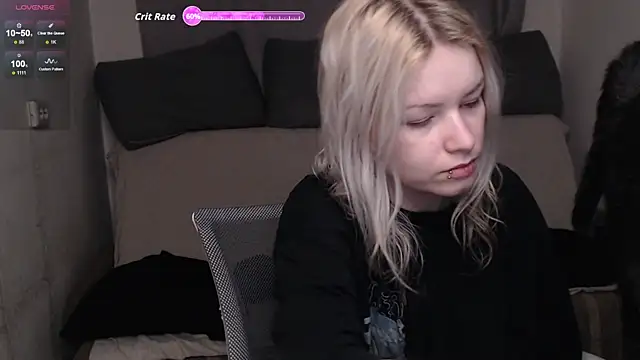 CherryNight6 online show from 16, 12, 2025