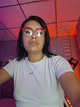 Snapshot of Roxanne_Han chatting on 21, 2, 2026 Roxanne Han online show from 21, 2, 2026