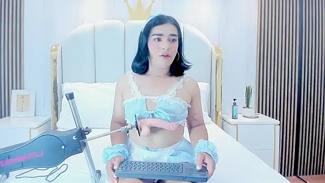 Snapshot of SweetKata_ chatting on 2, 11, 2025 SweetKata online show from 2, 11, 2025