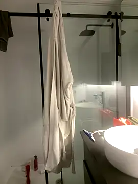 elliepixie online show from 5, 11, 2025