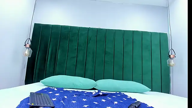 Snapshot of Melody_Horney chatting on 12, 2, 2026 Melody Horney online show from 12, 2, 2026