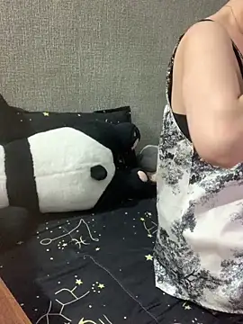 May2k2 online show from 11, 4, 2026