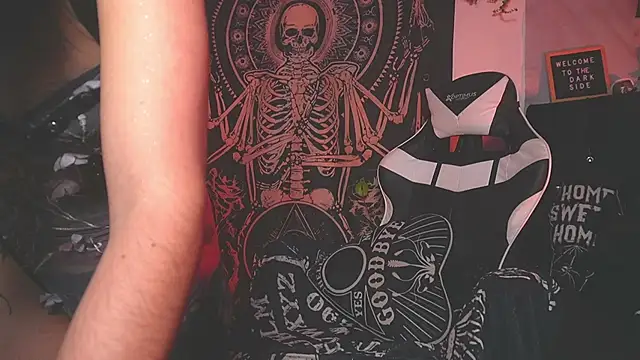 Dalia Vorhees online show from 19, 12, 2025