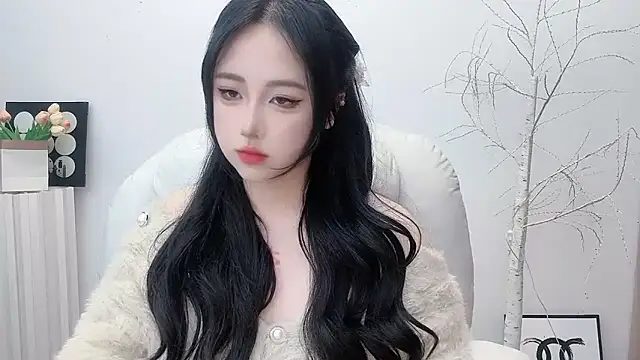 Love-hanzaizai718 online show from 24, 11, 2025