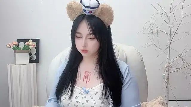 Love-hanzaizai718 online show from 26, 11, 2025