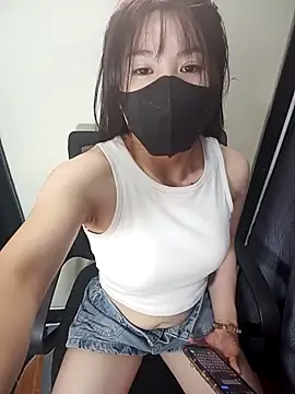 Cherry Le02 online show from 6, 2, 2026