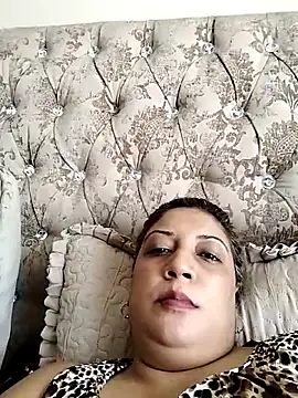 Snapshot of IndianLara chatting on 3, 11, 2025 IndianLara online show from 3, 11, 2025