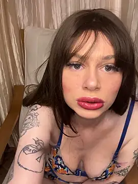 Erinbx12 online show from 22, 4, 2026