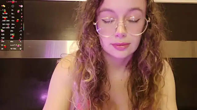 Snapshot of lolatheangel chatting on 9, 2, 2026 lolatheangel online show from 9, 2, 2026