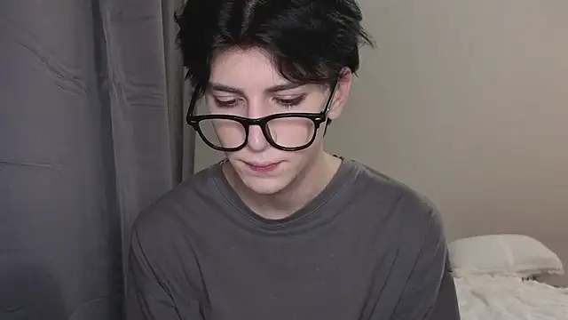 Oliver star boy  online show from 28, 10, 2025