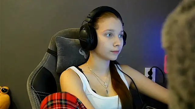 Softixq online show from 21, 12, 2025