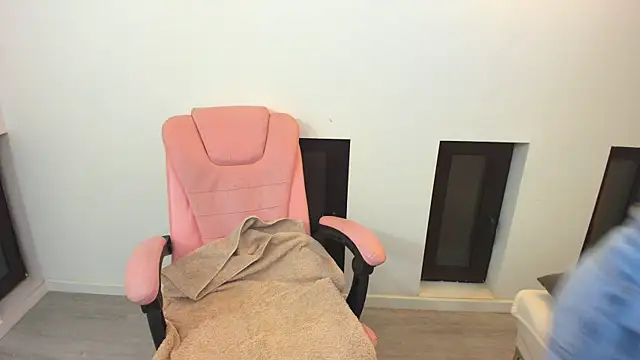 Arya Anna online show from 15, 12, 2025