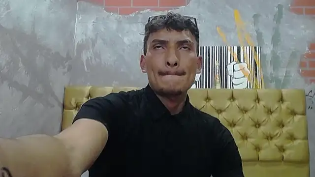 SavageLover  online show from 20, 12, 2025