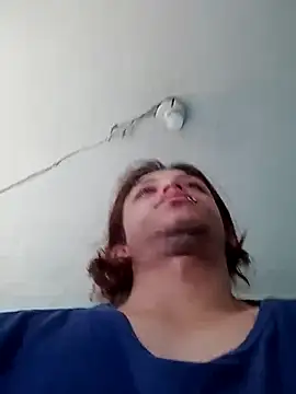 Snapshot of Khalid16_ chatting on 8, 4, 2026 Khalid16 online show from 8, 4, 2026