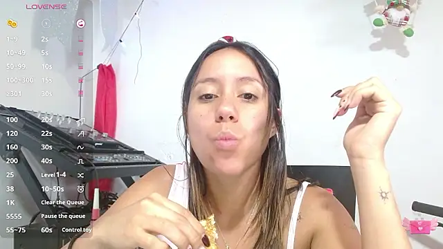 LunaaMorena online show from 8, 1, 2026