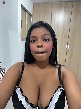 Snapshot of Cloe_stom chatting on 25, 10, 2025 Cloe stom online show from 25, 10, 2025