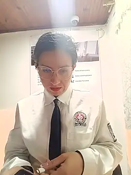 Snapshot of Valentina--1 chatting on 1, 7, 2026 Valentina--1 online show from 1, 7, 2026