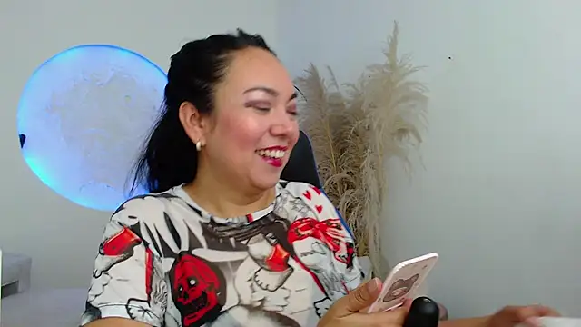 Snapshot of Yadis_hot chatting on 31, 10, 2025 Yadis hot online show from 31, 10, 2025