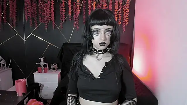 Yueeclipsa online show from 8, 11, 2025