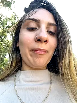 sarah honey   online show from 7, 11, 2025