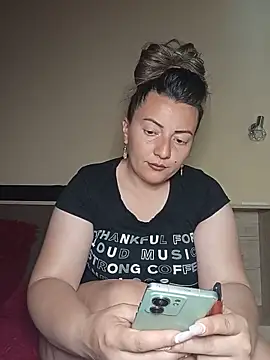 Gabrielaalialiali online show from 9, 6, 2026