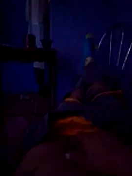 Snapshot of Ojitosbrrr chatting on 13, 11, 2025 Ojitosbrrr online show from 13, 11, 2025