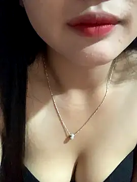 Snapshot of gau-misa chatting on 4, 11, 2025 gau-misa online show from 4, 11, 2025