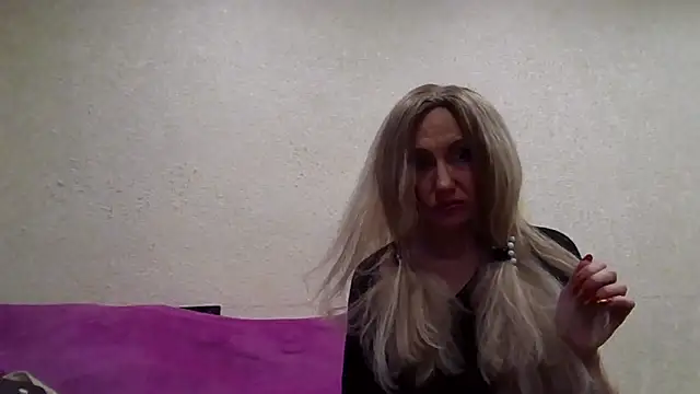 Snapshot of LilaniLoverx chatting on 9, 5, 2026 LilaniLoverx online show from 9, 5, 2026