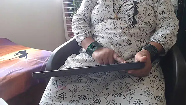 Snapshot of TABOOBREAKERS chatting on 9, 3, 2025 TABOOBREAKERS online show from 9, 3, 2025