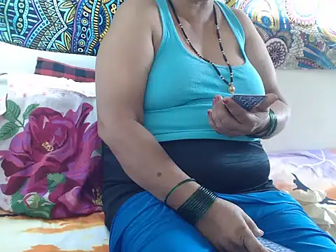 Snapshot of TABOOBREAKERS chatting on 13, 3, 2025 TABOOBREAKERS online show from 13, 3, 2025