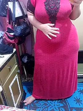 Snapshot of Mama_Queeen chatting on 9, 11, 2025 Mama Queeen online show from 9, 11, 2025
