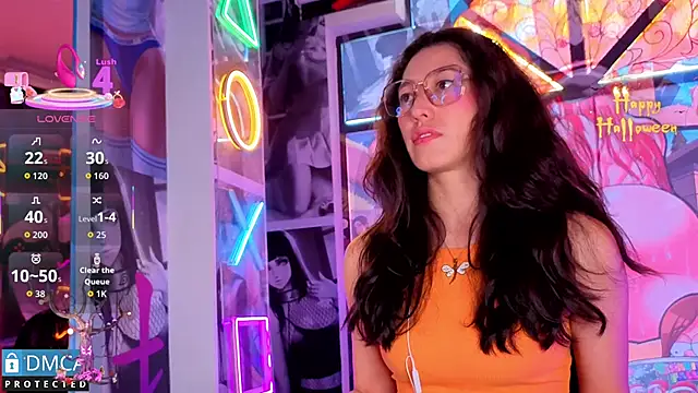 eva delight  online show from 8, 11, 2025