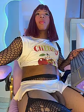 Snapshot of cherxyl_royal chatting on 10, 2, 2026 cherxyl royal online show from 10, 2, 2026