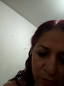 Snapshot of LAPOTRA_04 chatting on 27, 10, 2025 LAPOTRA 04 online show from 27, 10, 2025