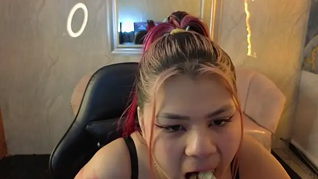 Little cherry b online show from 12, 11, 2025