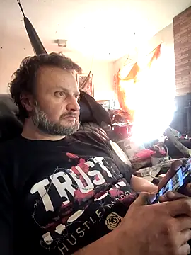 Snapshot of Fuckboyguyman chatting on 5, 5, 2026 Fuckboyguyman online show from 5, 5, 2026