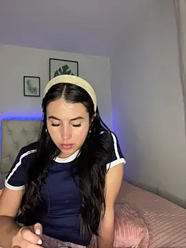 BIJOU SECRET online show from 1, 8, 2026