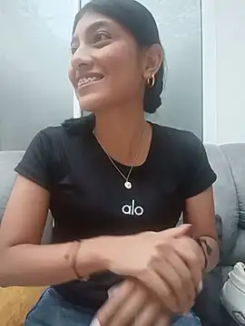 Snapshot of YeseniaRodriguez3 chatting on 29, 7, 2026 YeseniaRodriguez3 online show from 29, 7, 2026