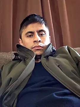 Snapshot of el_Hombre_Mallitas chatting on 12, 11, 2025 el Hombre Mallitas online show from 12, 11, 2025