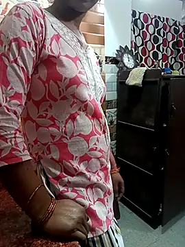 Janvi kapor online show from 30, 10, 2025