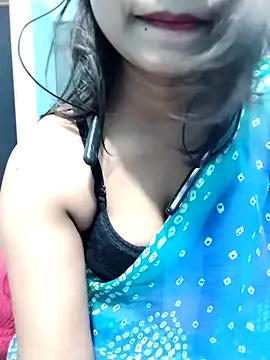 Snapshot of cute_mahi07 chatting on 27, 10, 2025 cute mahi07 online show from 27, 10, 2025
