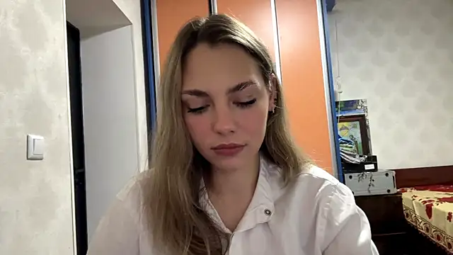 IlanaLafferty online show from 11, 11, 2025