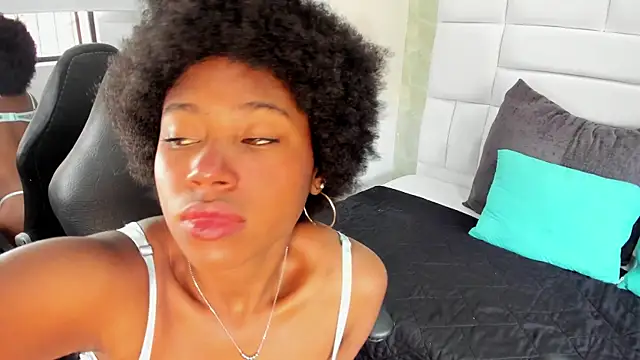 violeta ruizz online show from 17, 12, 2025