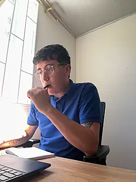 Snapshot of Sam_Rush chatting on 11, 6, 2026 Sam Rush online show from 11, 6, 2026