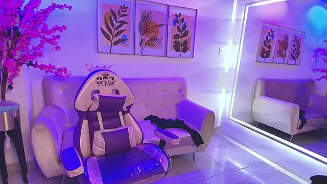 Snapshot of Lili_scott chatting on 11, 11, 2025 Lili scott online show from 11, 11, 2025