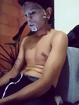 SkinniYamo online show from 20, 5, 2026