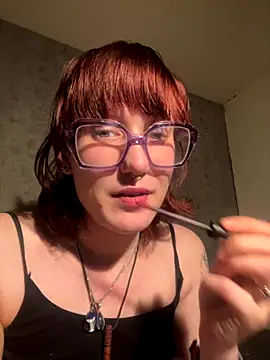 Snapshot of NiffyNoon chatting on 3, 12, 2025 NiffyNoon online show from 3, 12, 2025