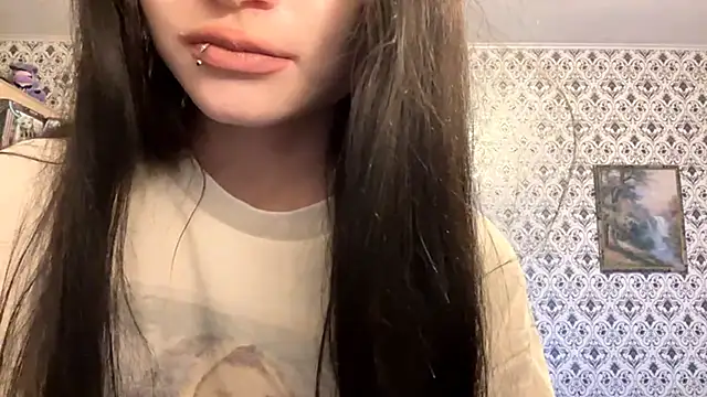 Snapshot of SofiaDreams09 chatting on 14, 11, 2025 SofiaDreams09 online show from 14, 11, 2025