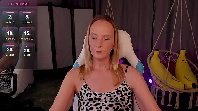 ScarlettPalmer online show from 28, 2, 2026